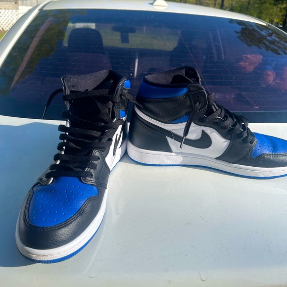 Jordan 1 Retro High OG Royal Toe (Blue / Black / White)(Size 12) - Picture 2 of 8